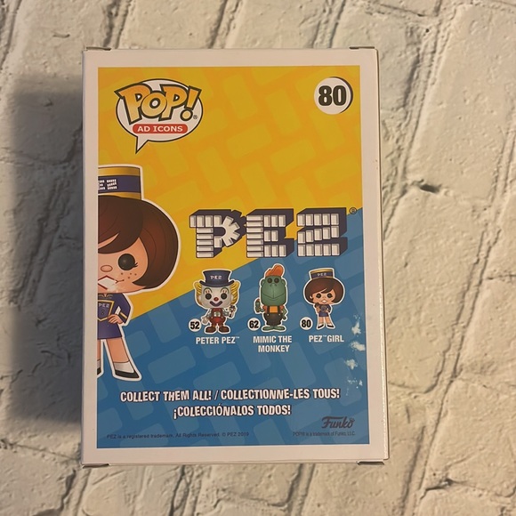 Funko Pop! Ad Icons Pez Girl Brunette #80 Vinyl Figure in Box - Picture 3 of 4